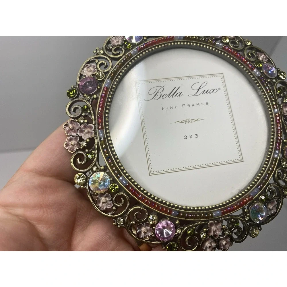 Bella Lux Round Picture Frame Pink Rhinestones Beaded‎ 3 X 3
